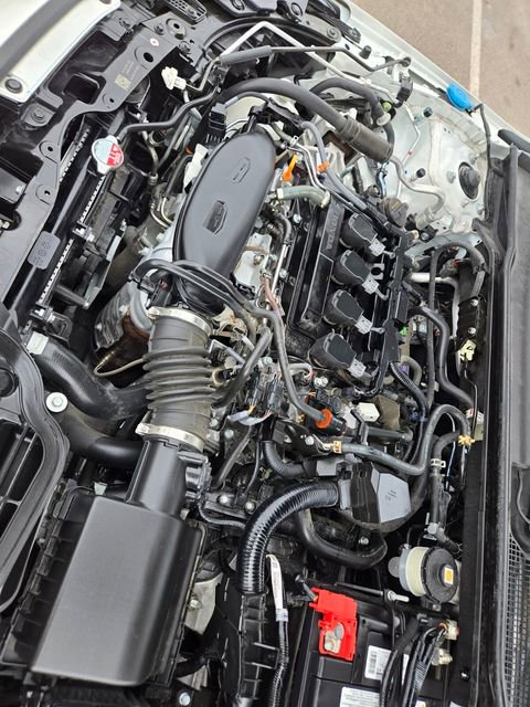 Used 2023 Honda Civic Touring image 16