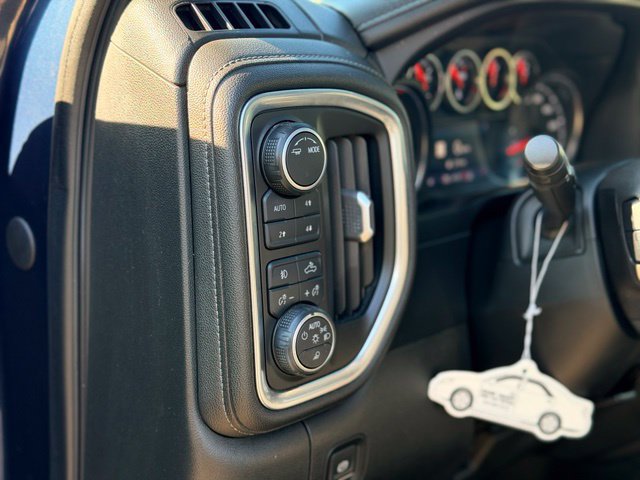 Used 2020 Chevrolet Silverado 1500 LTZ w/ LTZ Plus Package AWD/4WD image 9