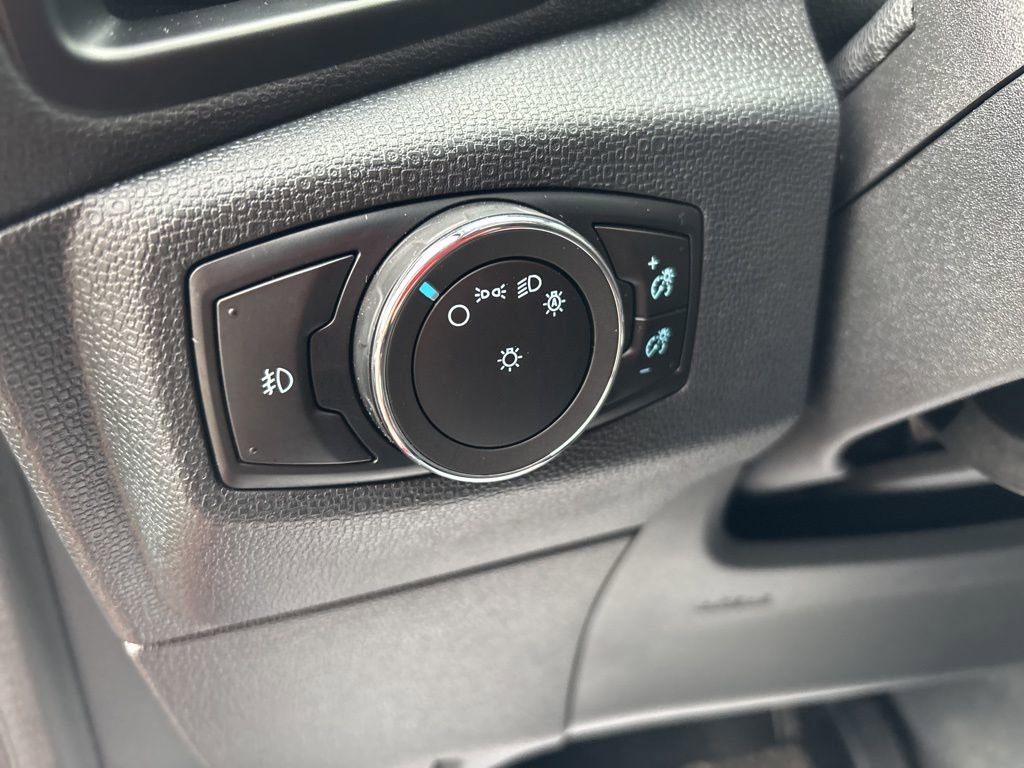 Used 2022 Ford EcoSport Titanium image 16