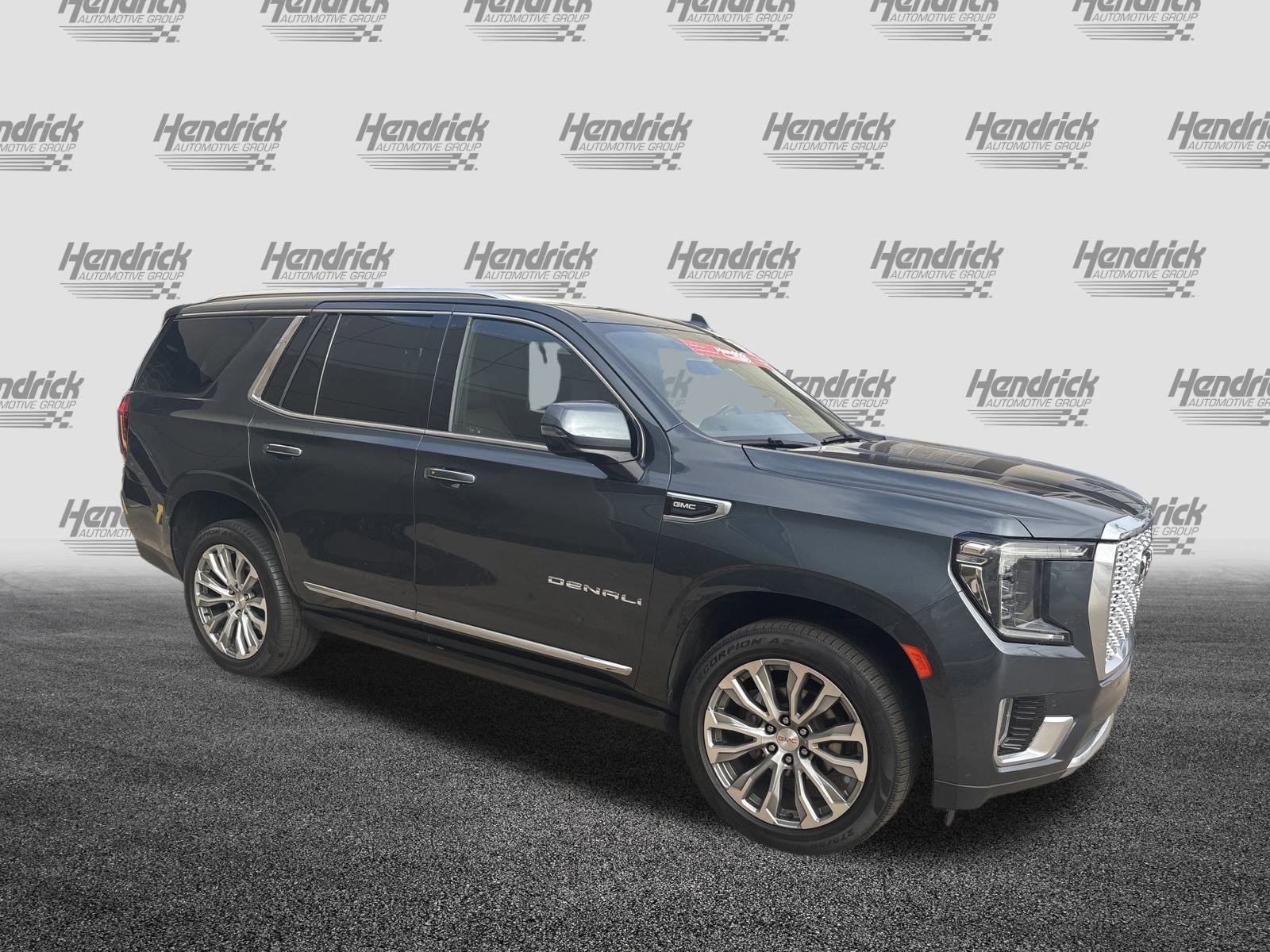 Used 2021 GMC Yukon Denali w/ Denali Premium Package image 2