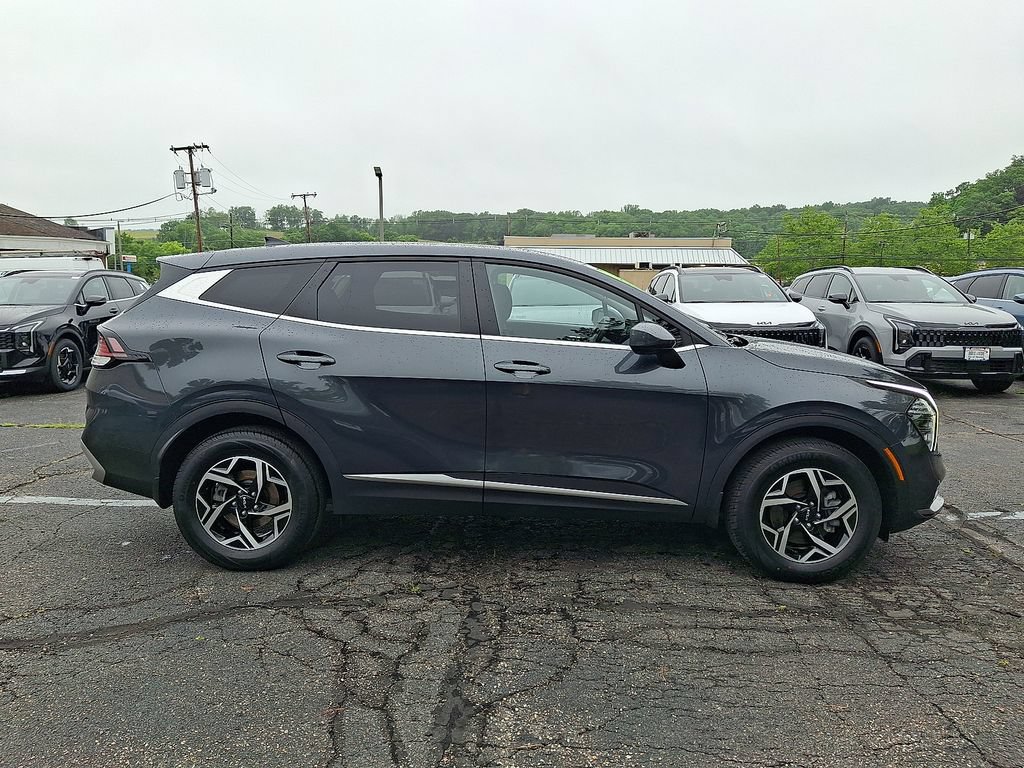 Certified 2024 Kia Sportage LX AWD/4WD image 18