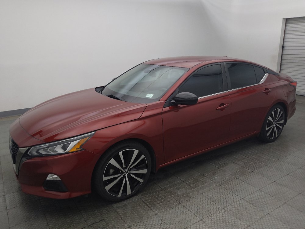 Used 2021 Nissan Altima 2.5 SR FWD image 2