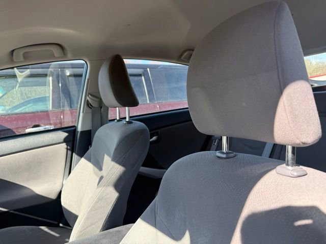 Used 2014 Toyota Prius Three image 7