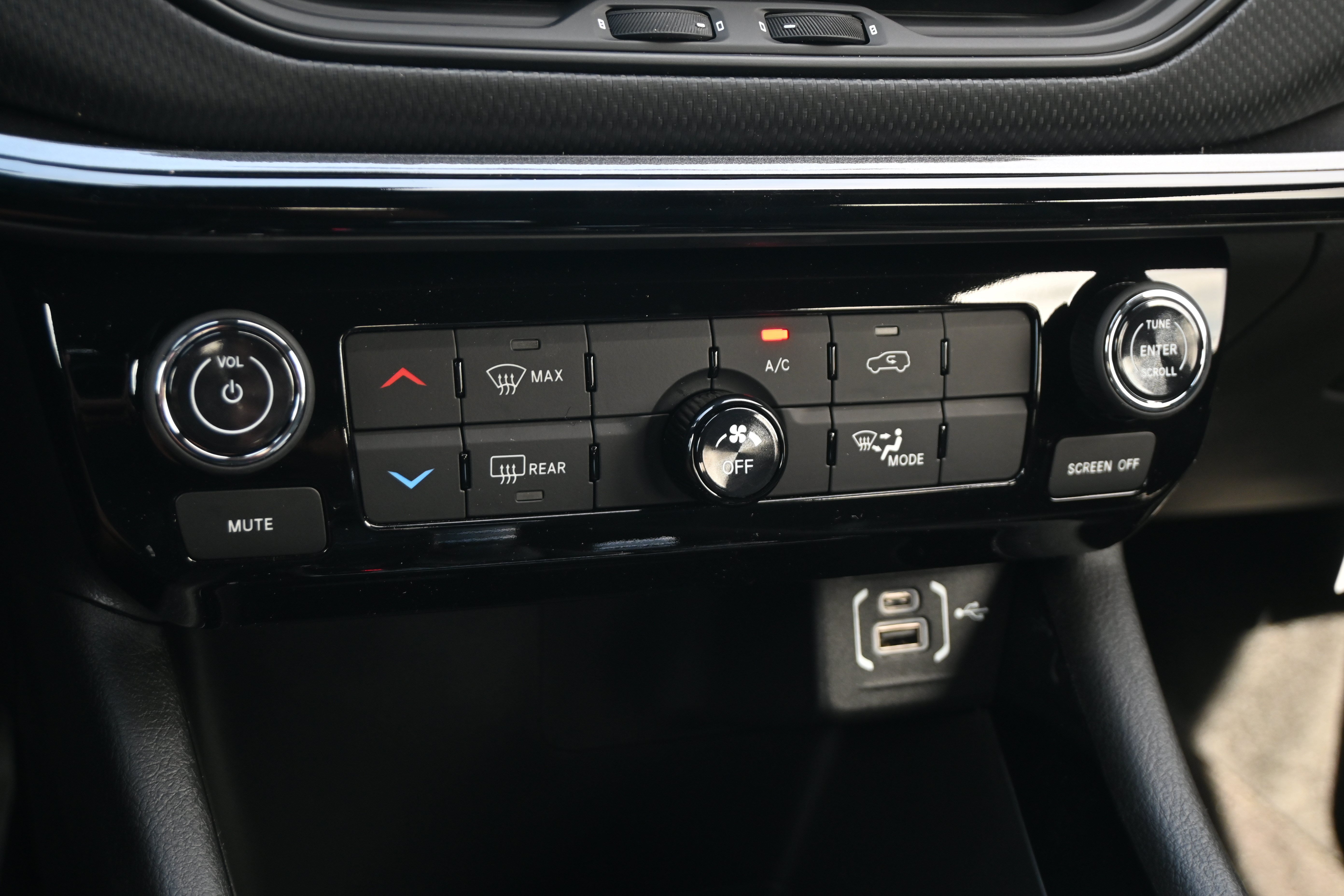 New 2026 Jeep Compass Latitude AWD/4WD image 27