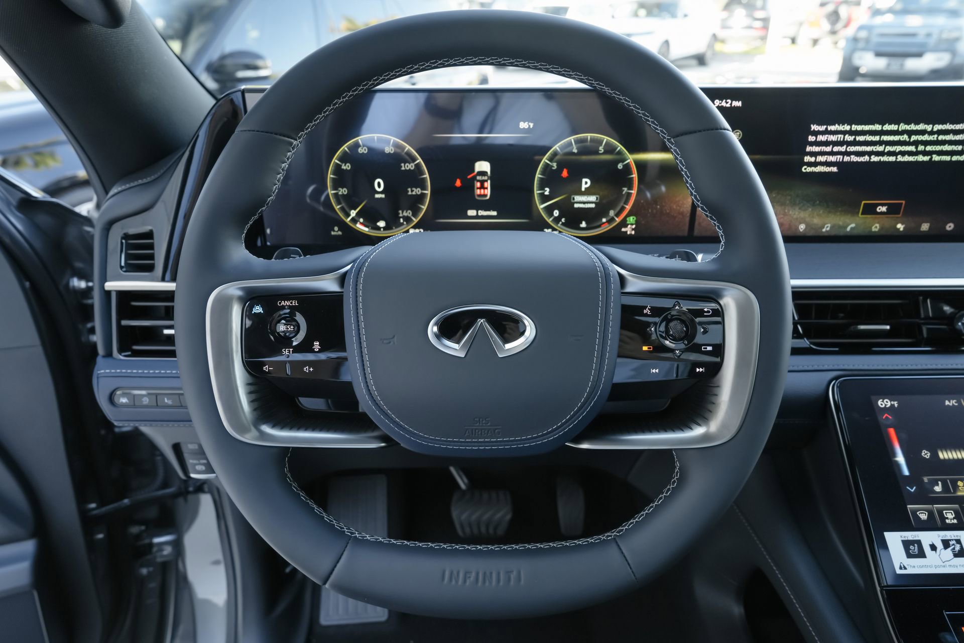 New 2026 INFINITI QX80 4WD w/ Sport Exterior Package image 9