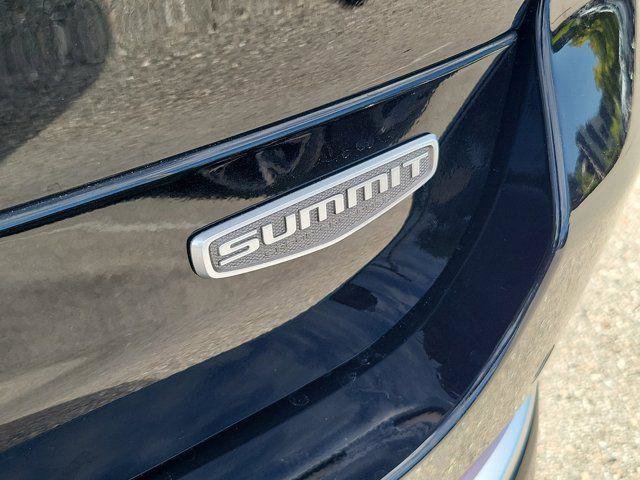 Used 2024 Jeep Grand Cherokee L Summit AWD/4WD image 9