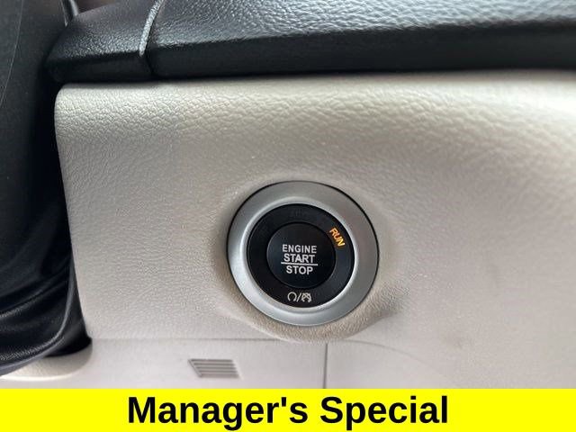 Used 2020 Chrysler Voyager Lxi image 20