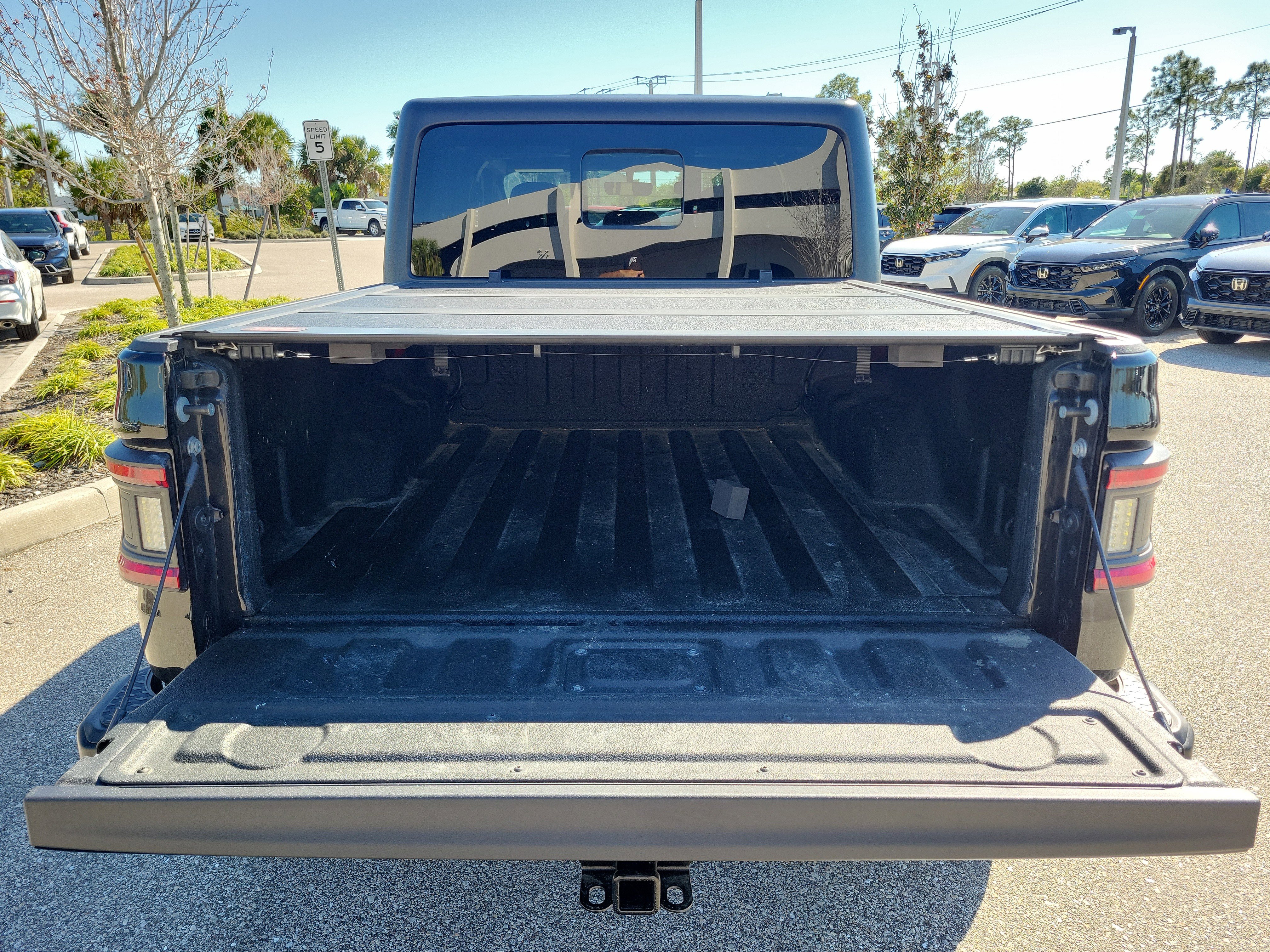 Used 2023 Jeep Gladiator Mojave w/ Cold Weather Group image 12