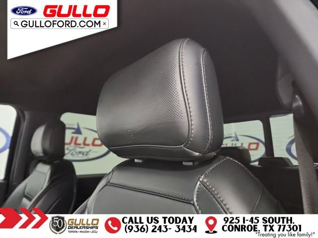 Certified 2022 Ford F150 Raptor w/ Equipment Group 801A High image 17