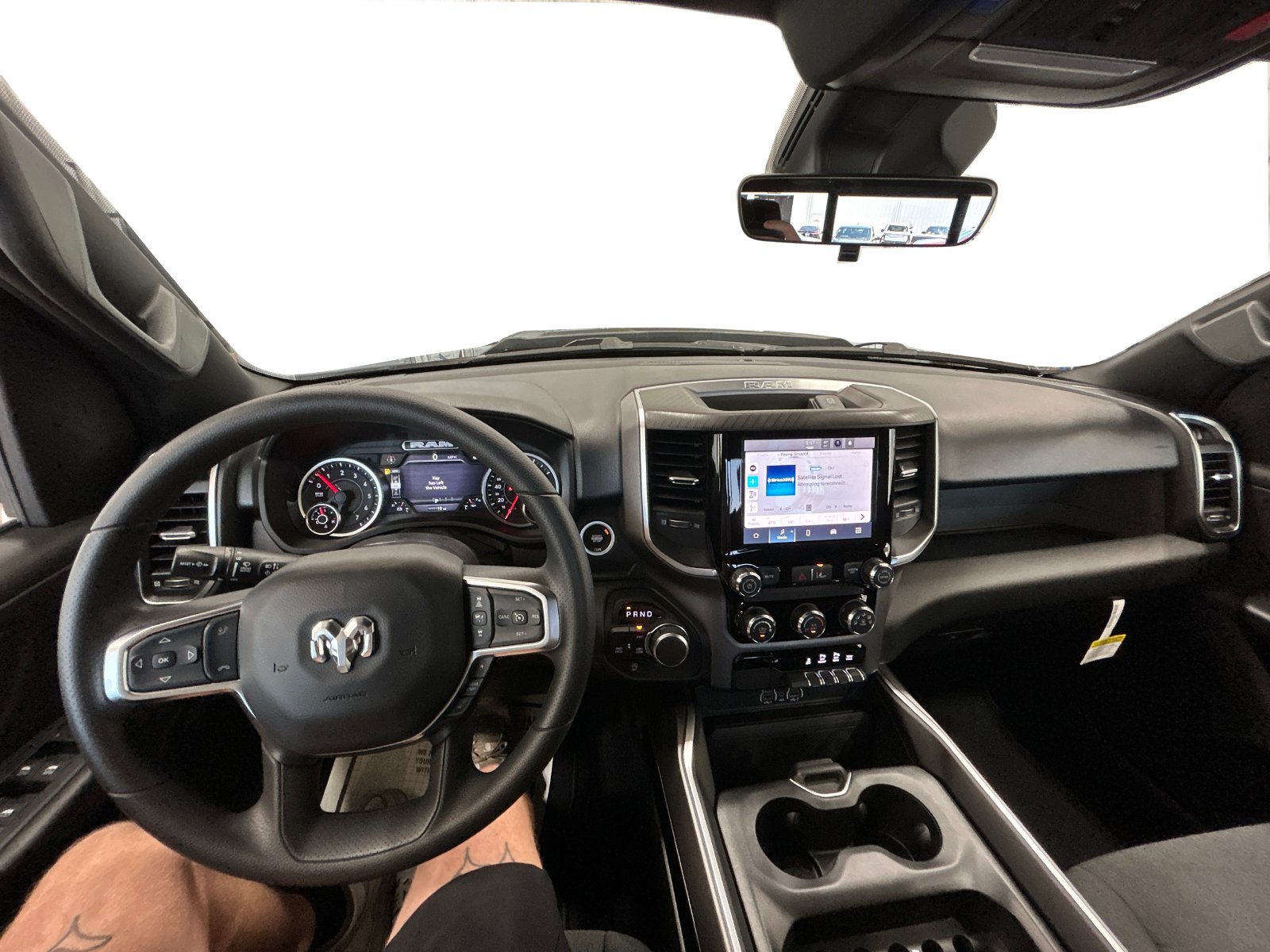 New 2026 RAM 1500 Express AWD/4WD image 18