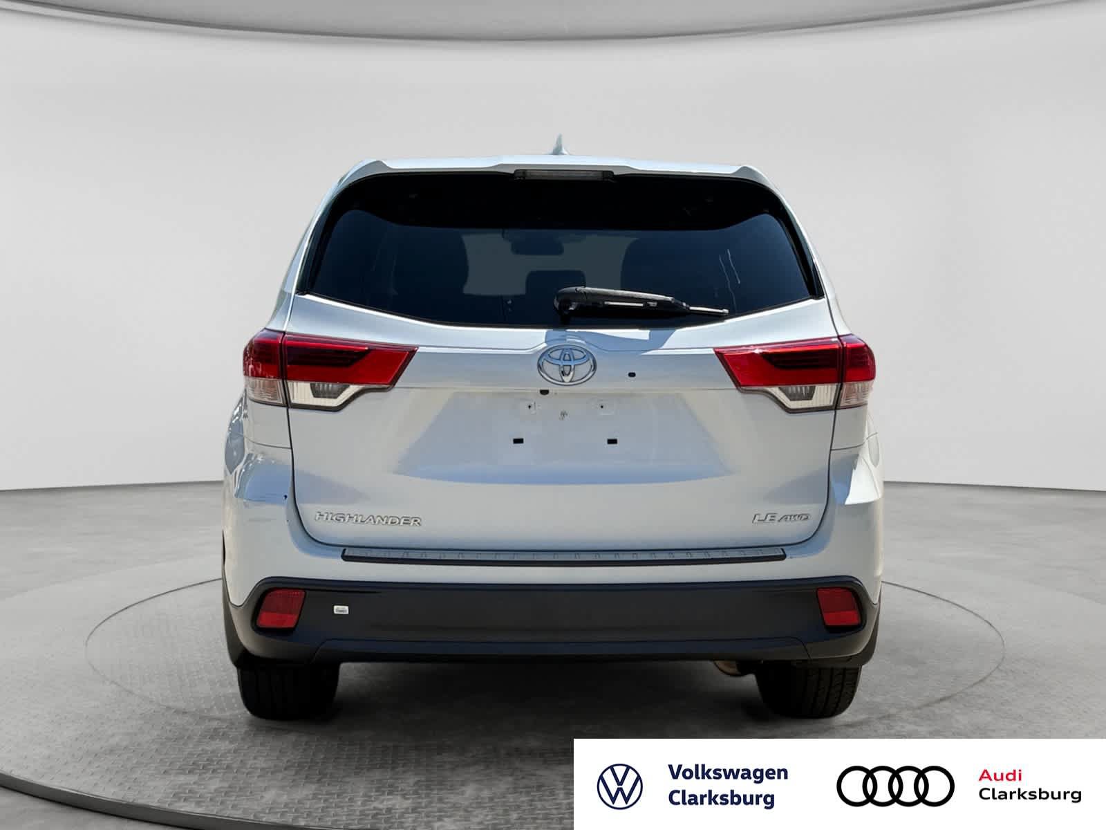 Used 2019 Toyota Highlander Plus AWD/4WD image 6