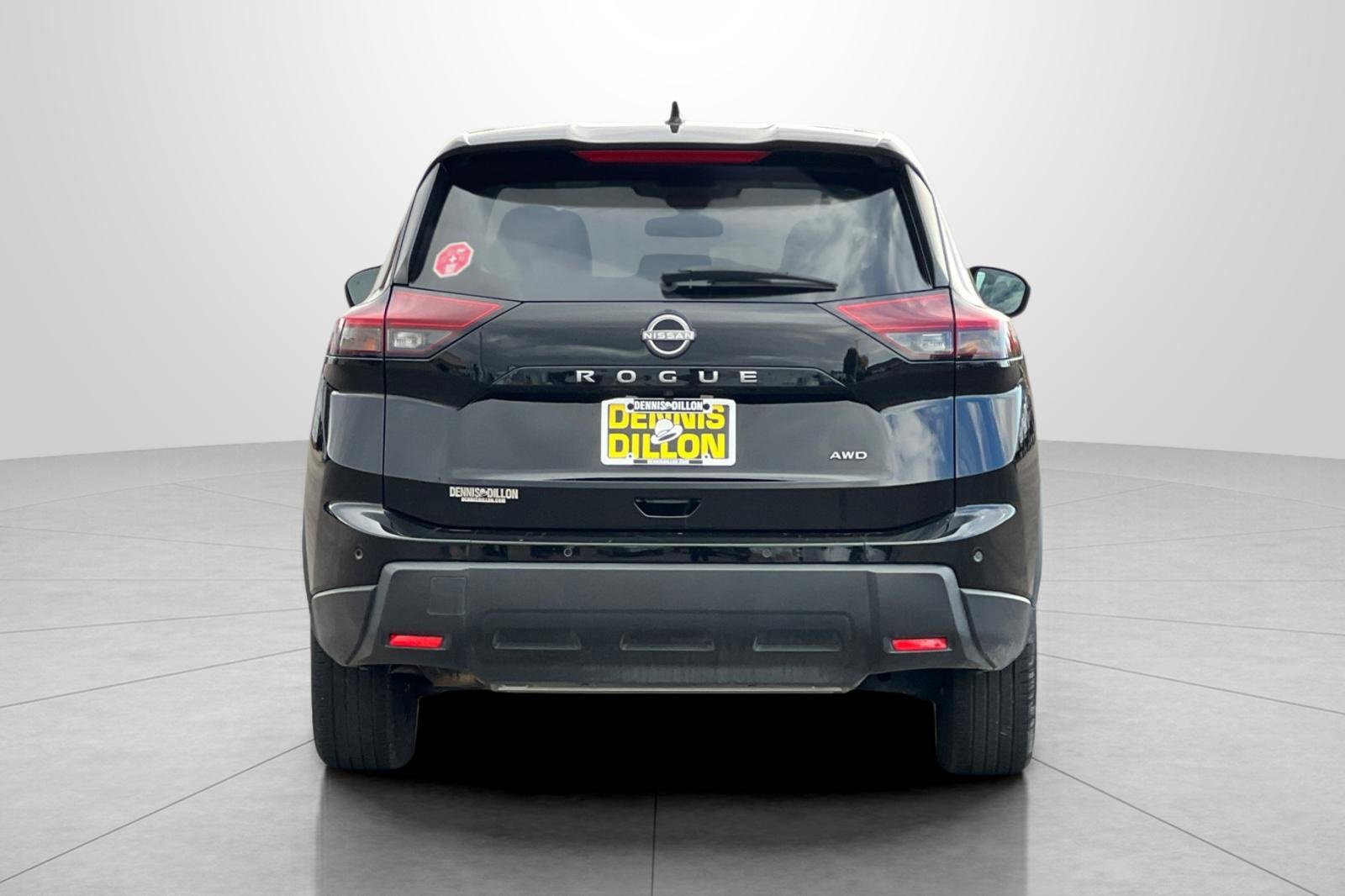 Used 2025 Nissan Rogue SV image 5