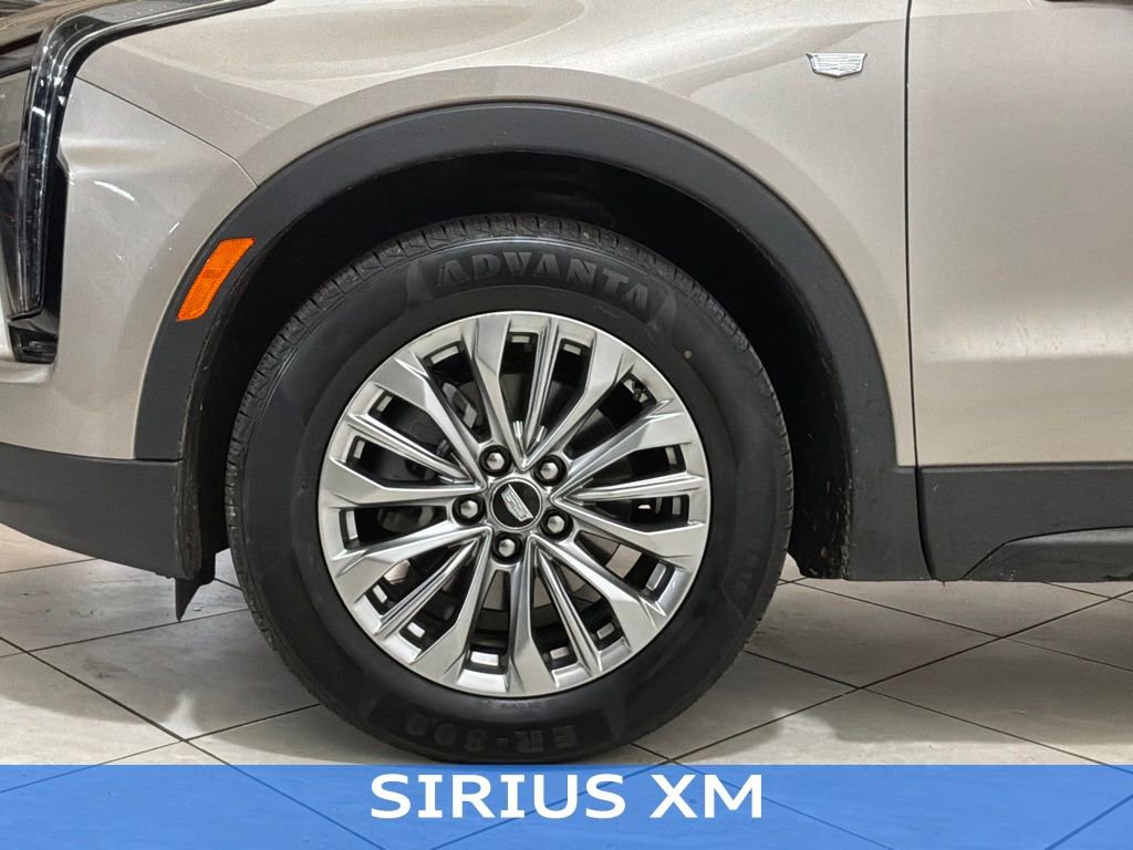 Used 2024 Cadillac XT4 Premium Luxury AWD/4WD image 15