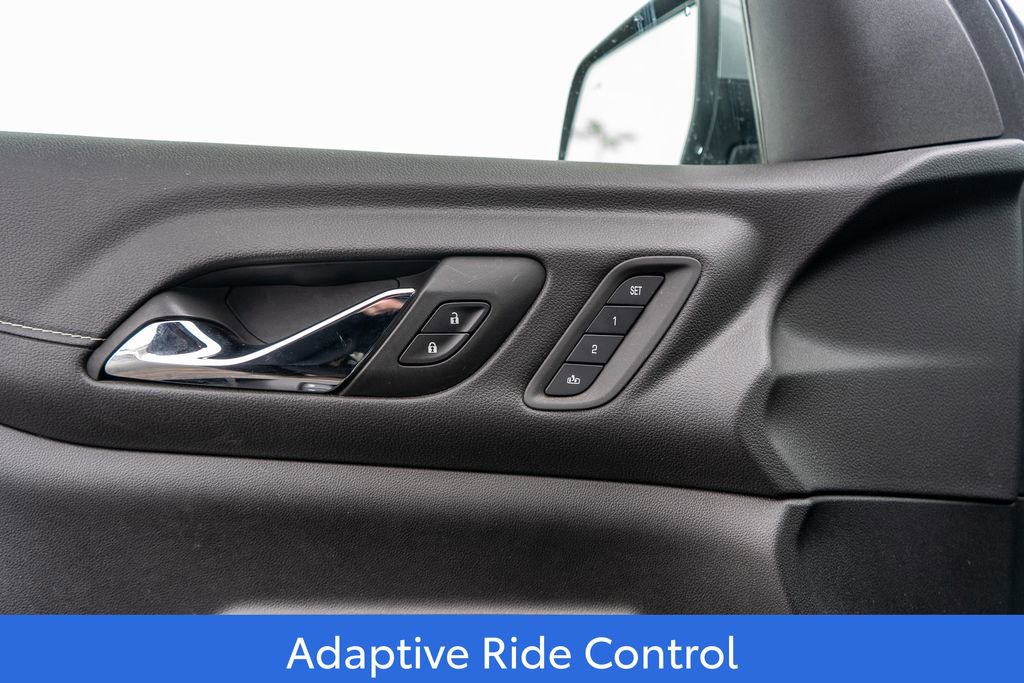 Used 2022 GMC Acadia Denali w/ Denali Ultimate Package image 18