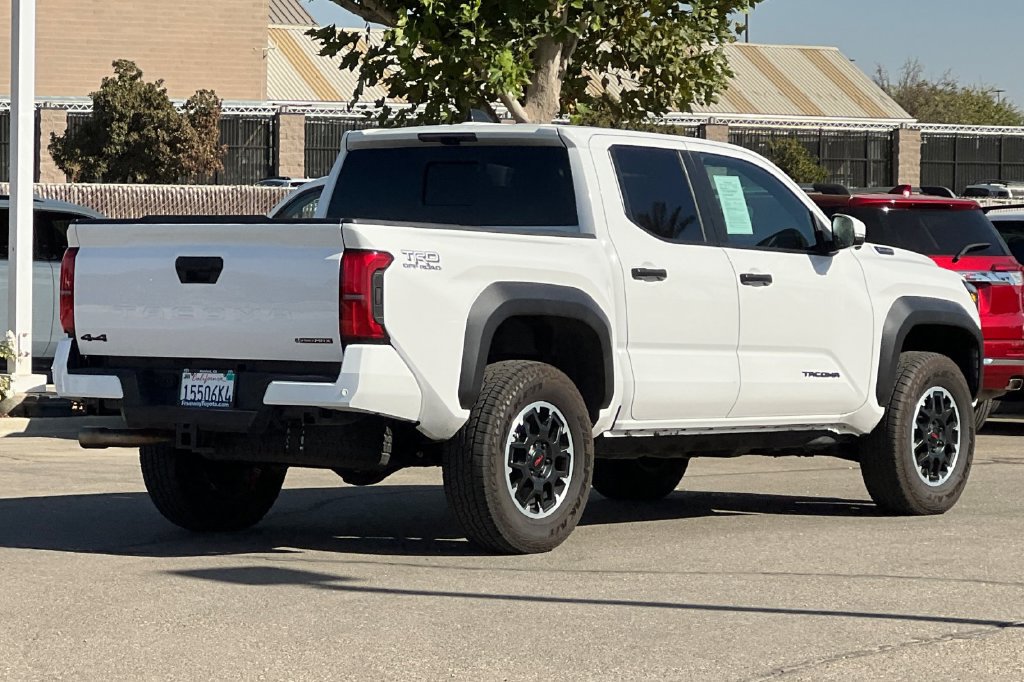 Certified 2026 Toyota Tacoma TRD Off-Road w/ TRD Off Road Premium Package AWD/4WD image 5