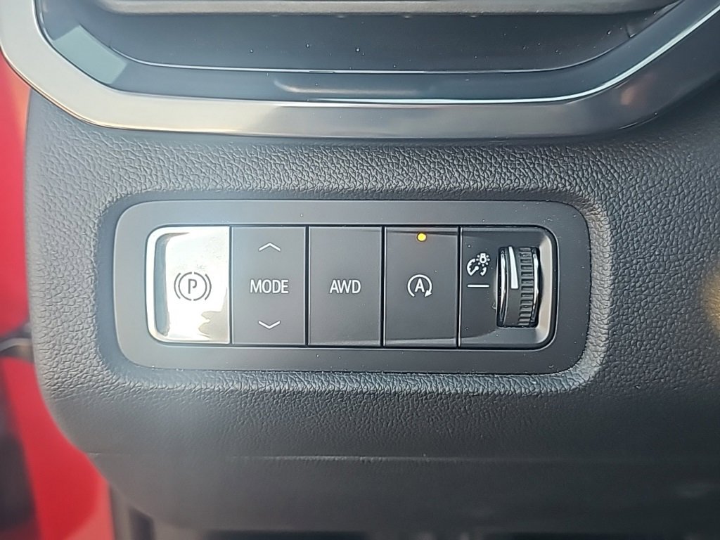 Certified 2024 GMC Acadia AT4 w/ LPO, Floor Liner Package image 18