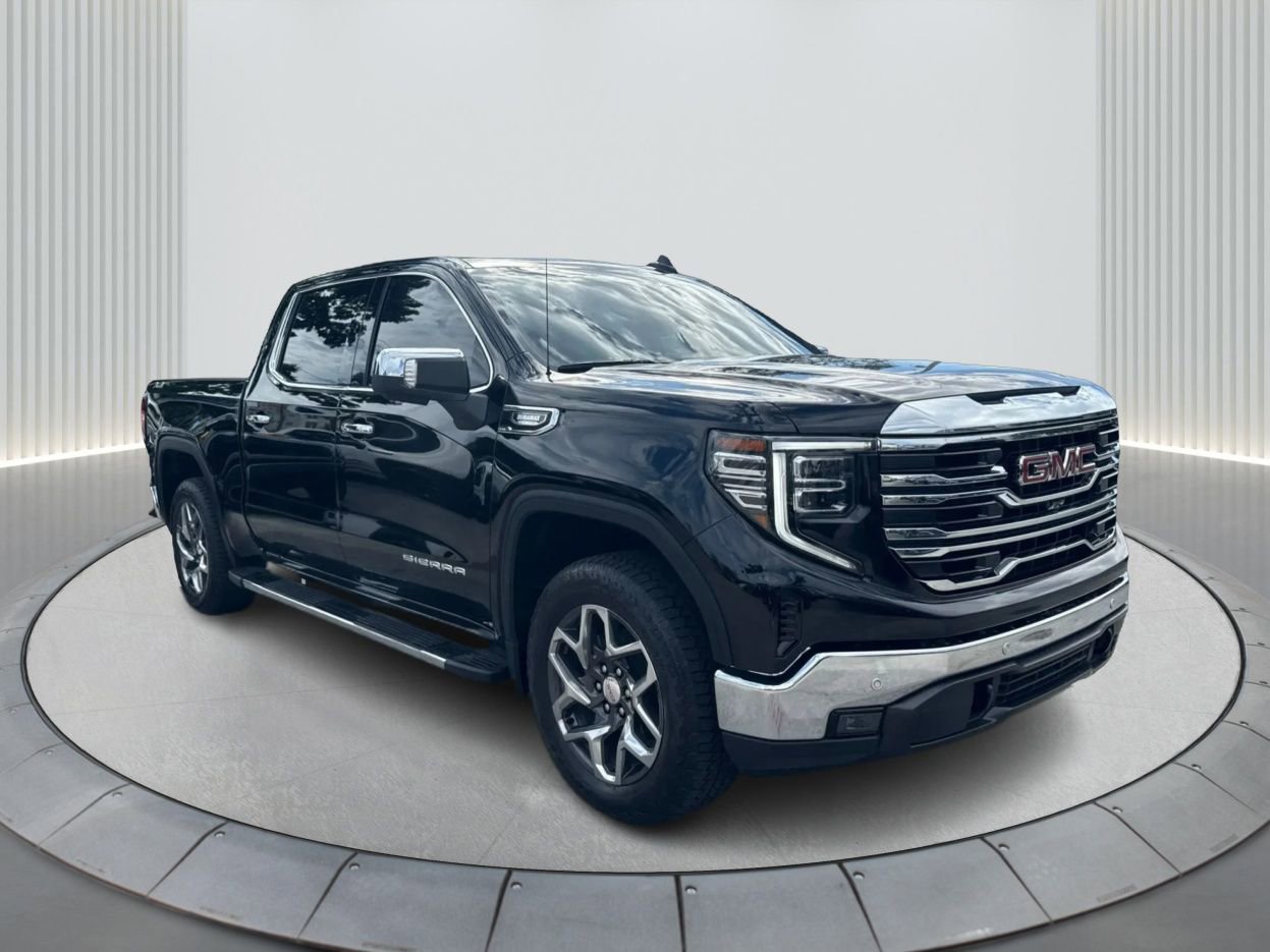 Used 2024 GMC Sierra 1500 SLT w/ SLT Premium Plus Package image 3