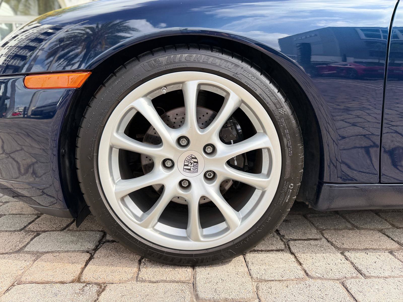 Used 2000 Porsche 911 Carrera RWD image 25