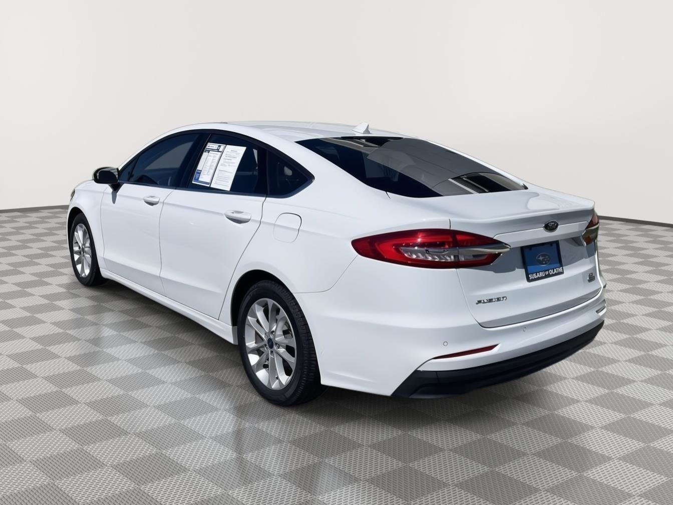 Used 2020 Ford Fusion SE image 5
