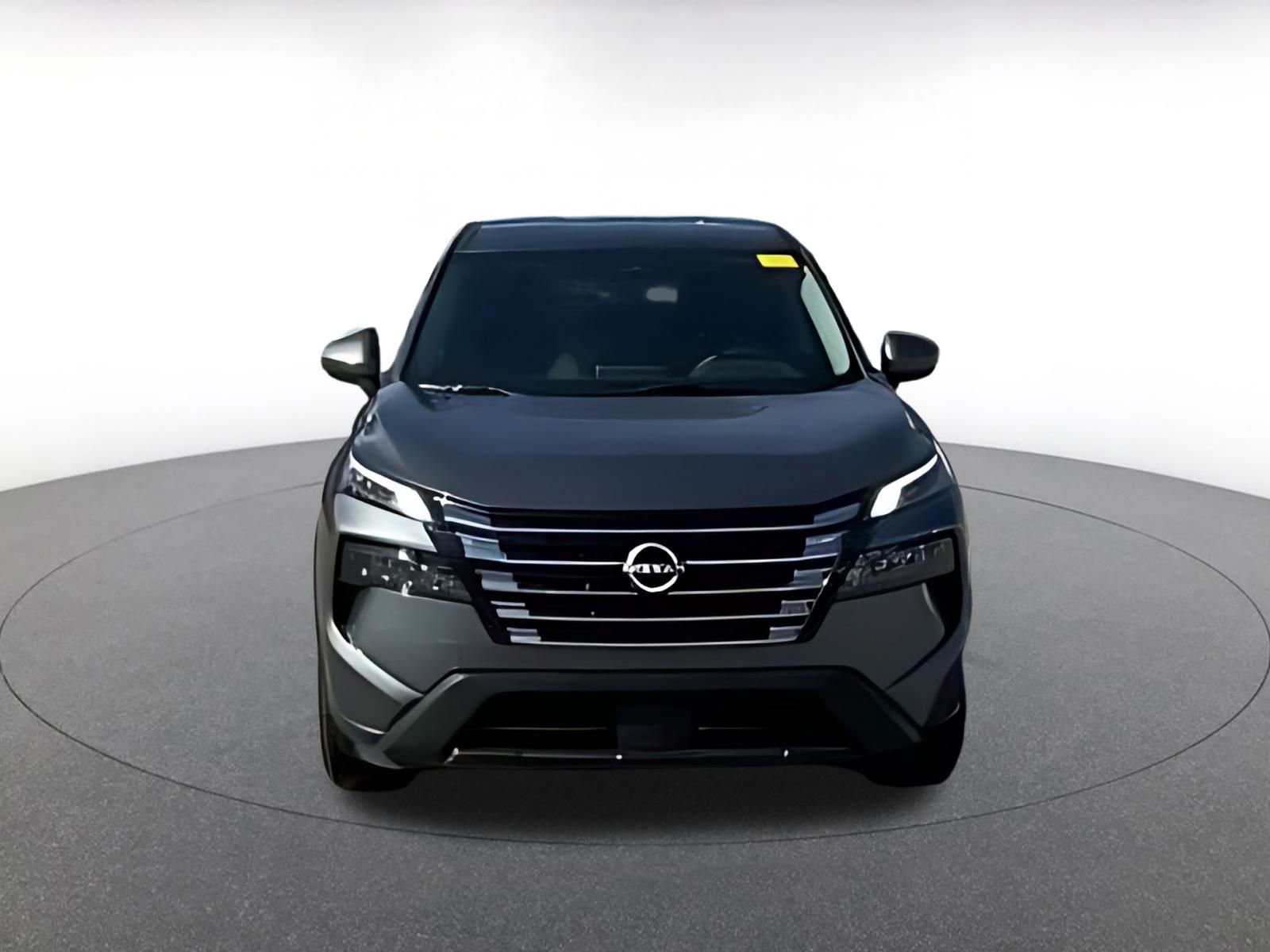 Used 2025 Nissan Rogue SV image 15