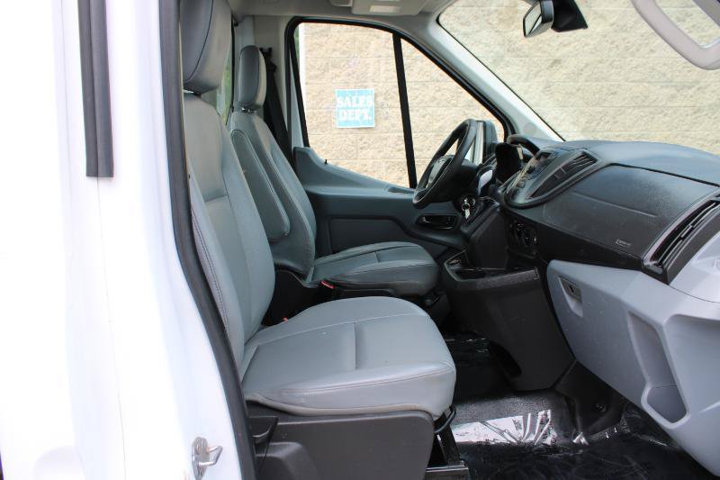 Used 2019 Ford Transit 250 138 RWD image 10