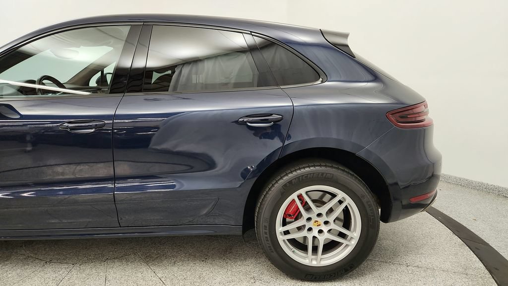 Used 2017 Porsche Macan Turbo AWD/4WD image 13
