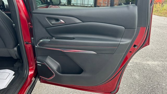 Certified 2024 Chevrolet Traverse RS image 50