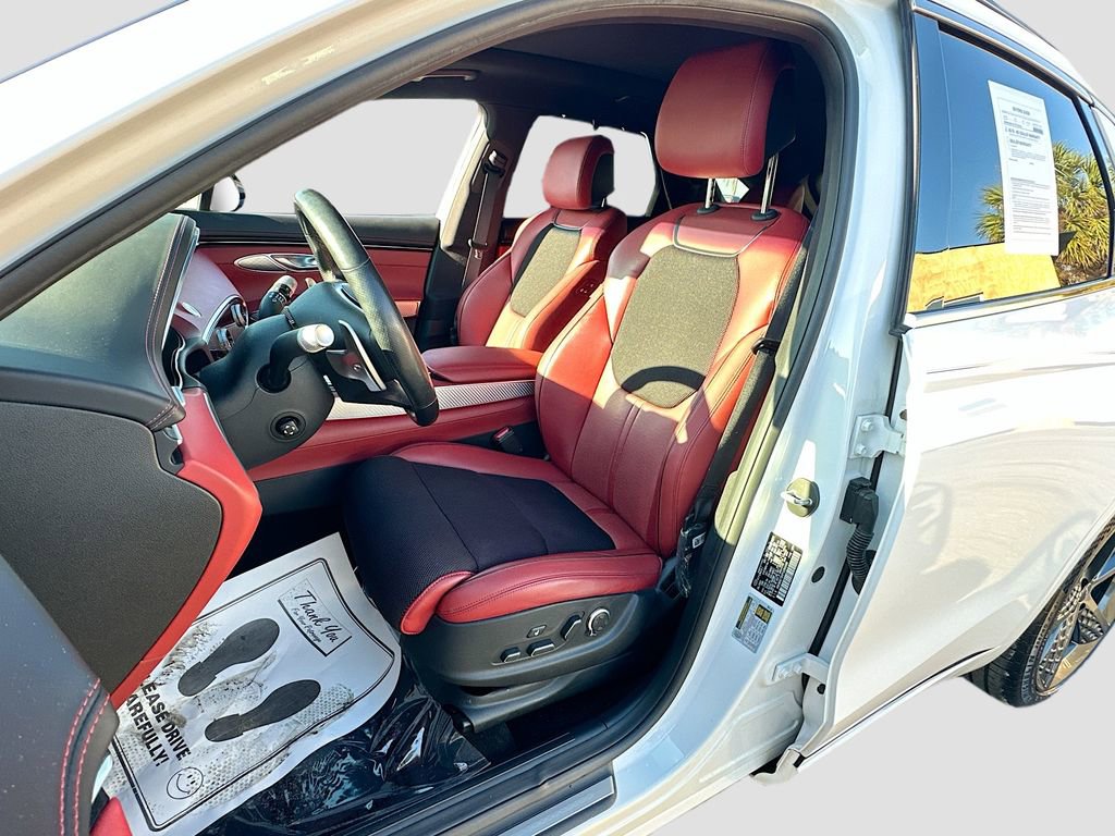 Used 2023 Genesis GV70 2.5T w/ Sport Prestige Package image 22