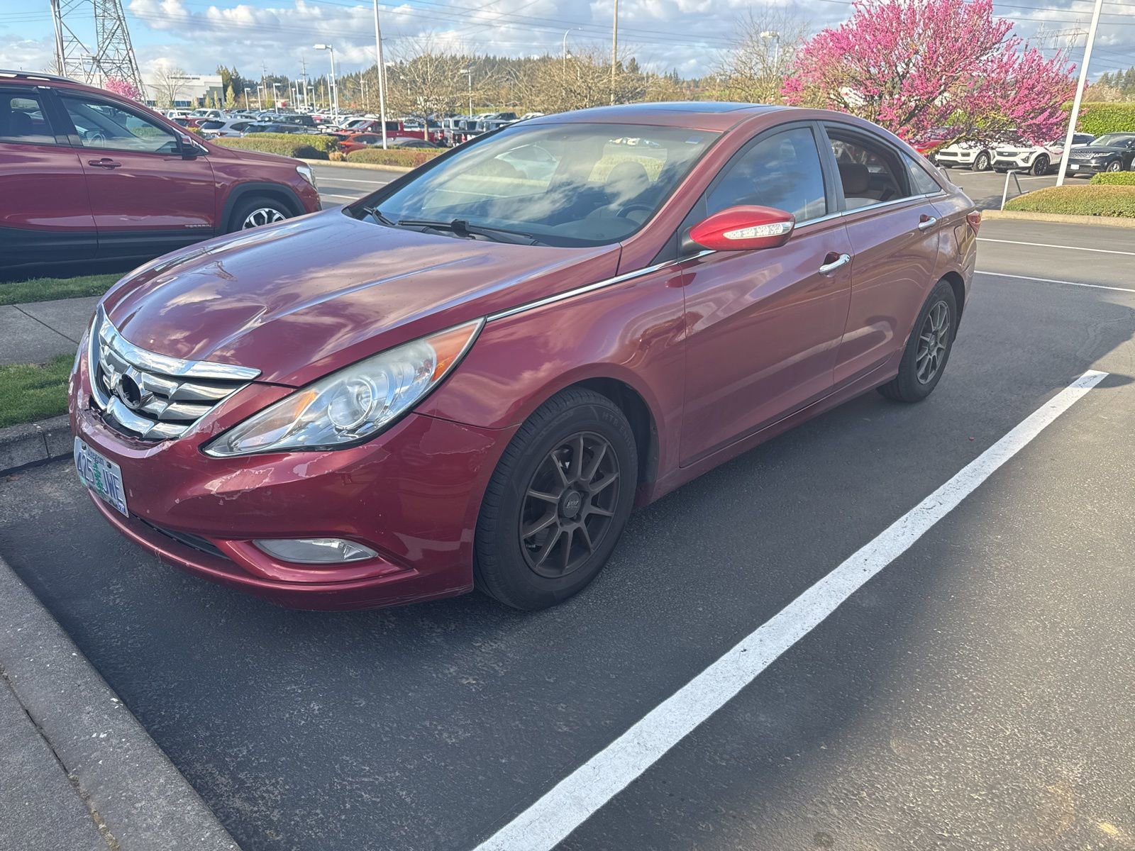 Used 2011 Hyundai Sonata Limited w/ Navigation Pkg 5 image 1