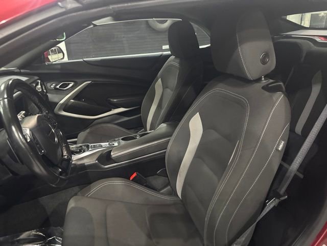 Used 2023 Chevrolet Camaro LT RWD image 14