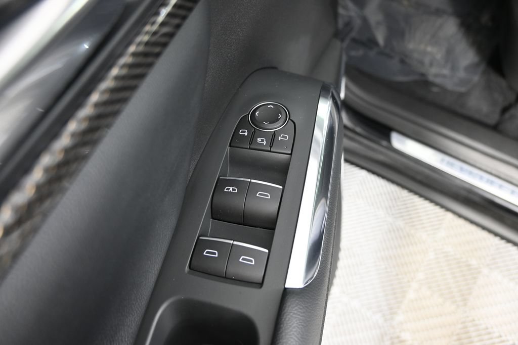 Used 2026 Chevrolet Traverse High Country w/ LPO, Floor Liner Package AWD/4WD image 21