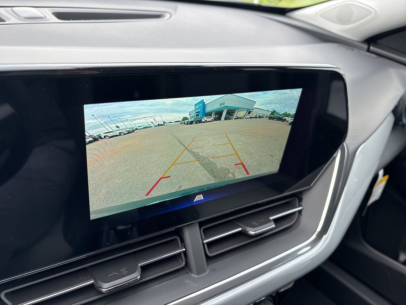 New 2026 Chevrolet Trax LT w/ Driver Confidence Package image 21