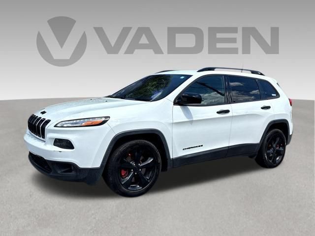 Used 2018 Jeep Cherokee Latitude w/ Altitude Package FWD image 1