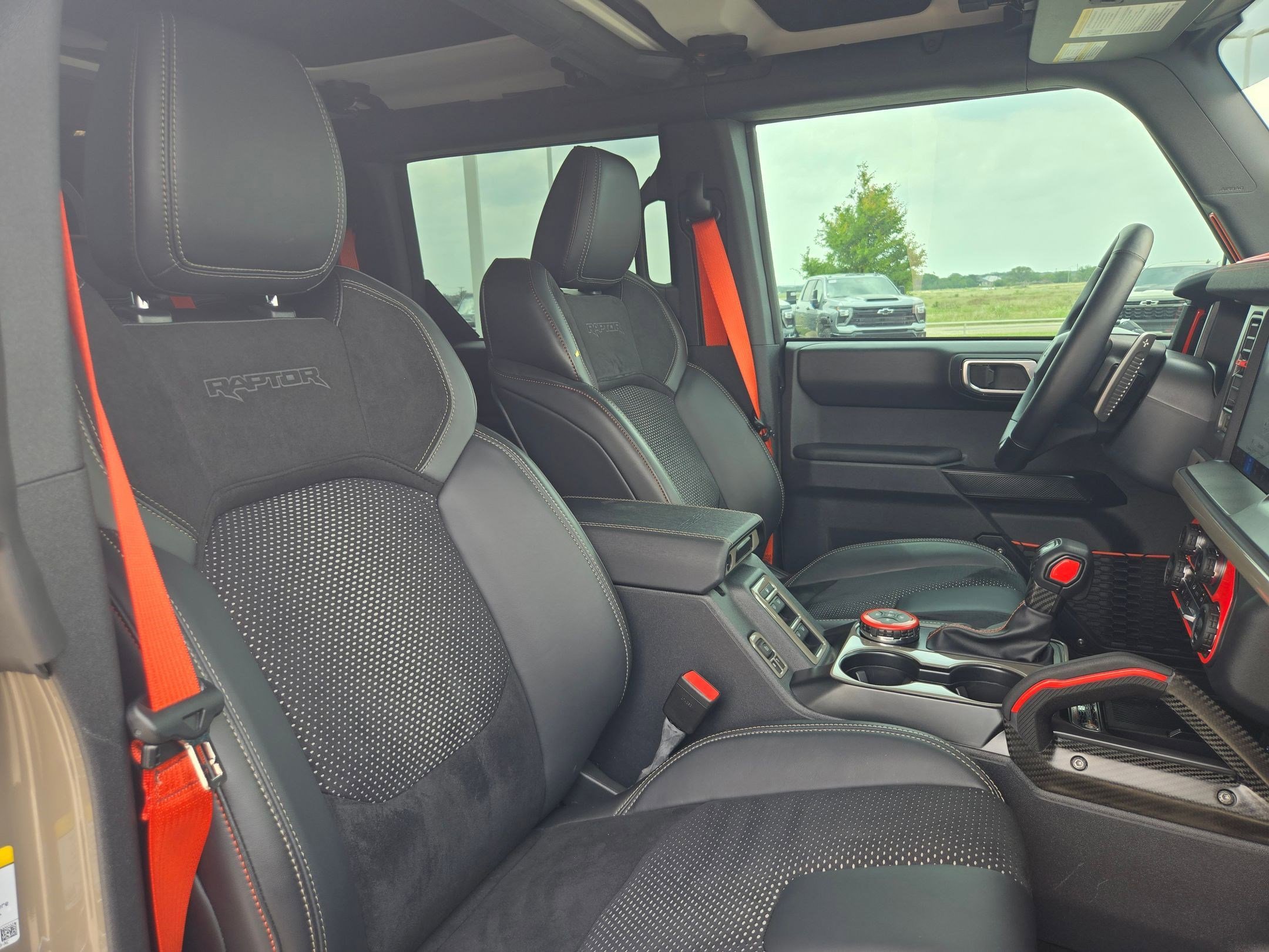 Used 2025 Ford Bronco Raptor w/ Interior Carbon Fiber Pack image 26