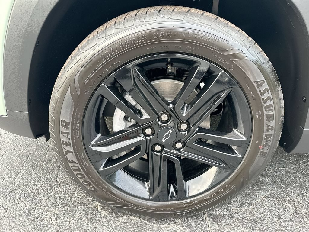 New 2026 Chevrolet Trax ACTIV w/ Driver Confidence Package FWD image 12