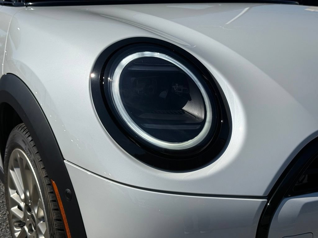 New 2027 MINI Cooper 4-Door Hardtop FWD image 9