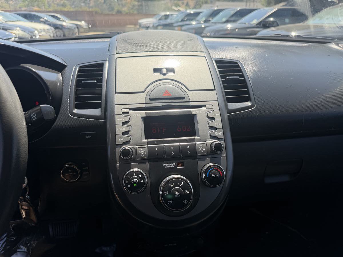 Used 2017 Hyundai Sonata SE FWD image 26