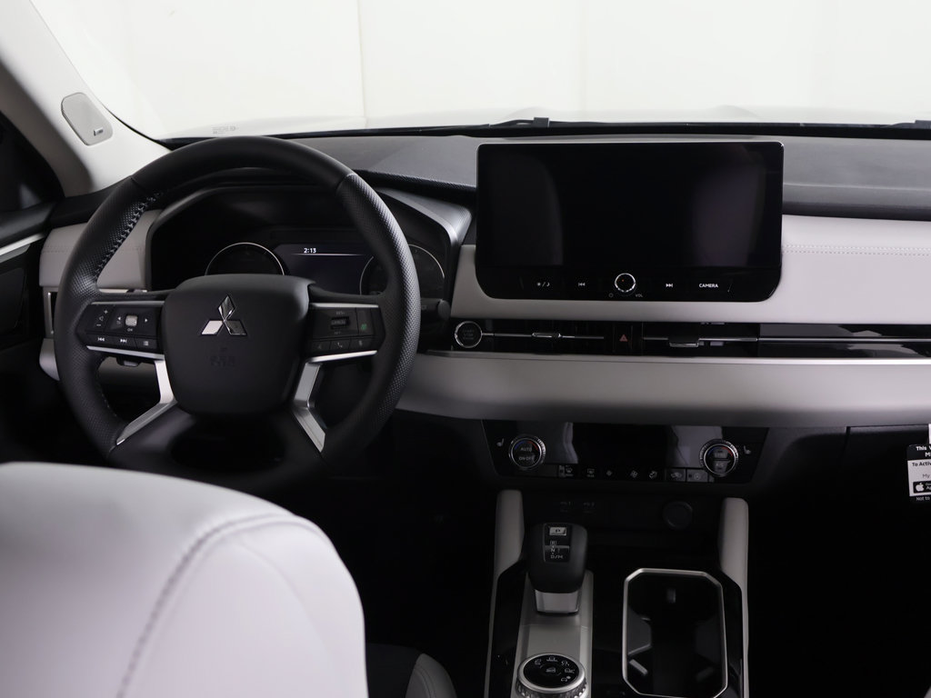 New 2026 Mitsubishi Outlander SE FWD image 35