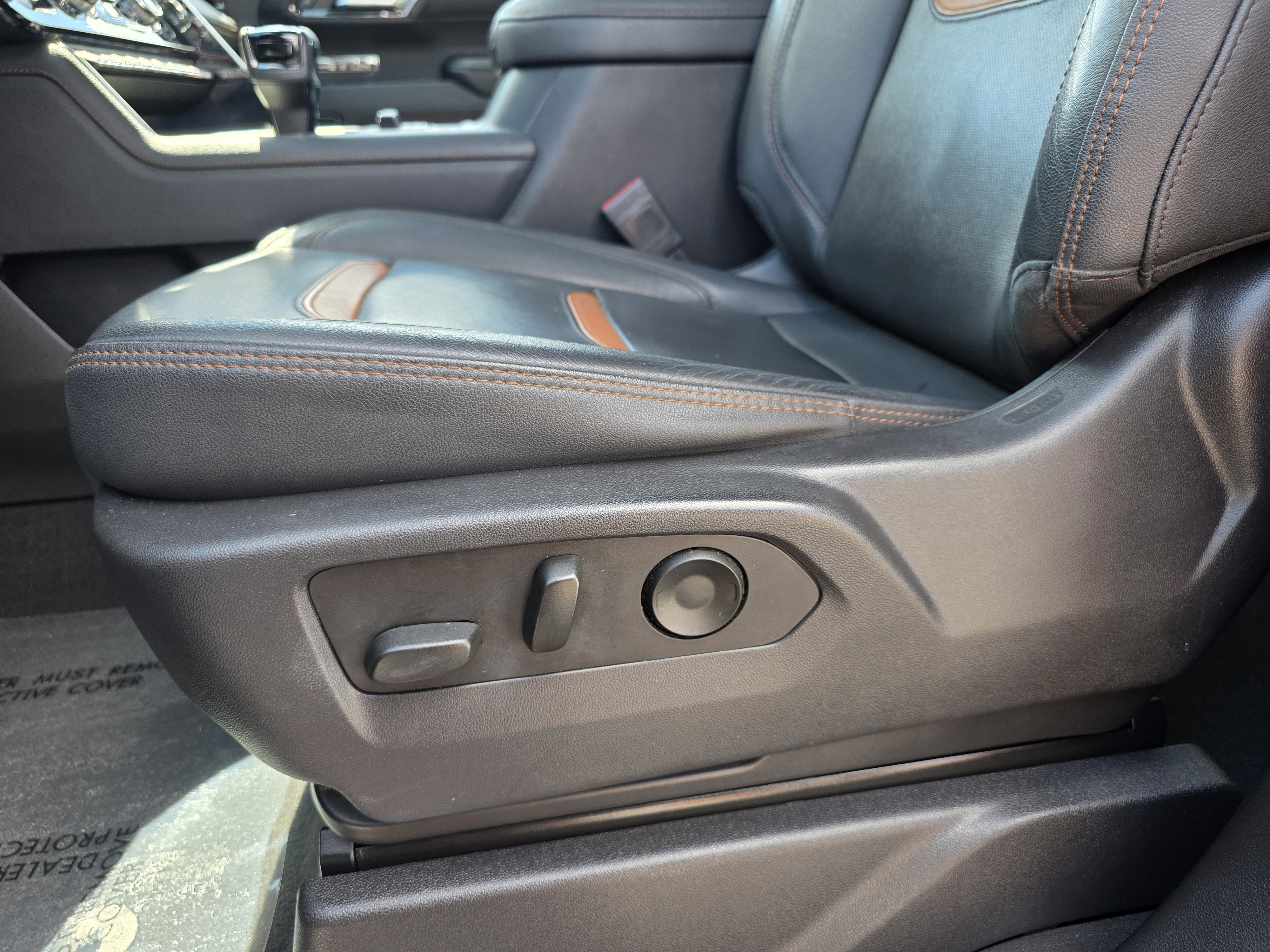 Used 2023 GMC Sierra 1500 AT4 w/ AT4 Premium Package image 24