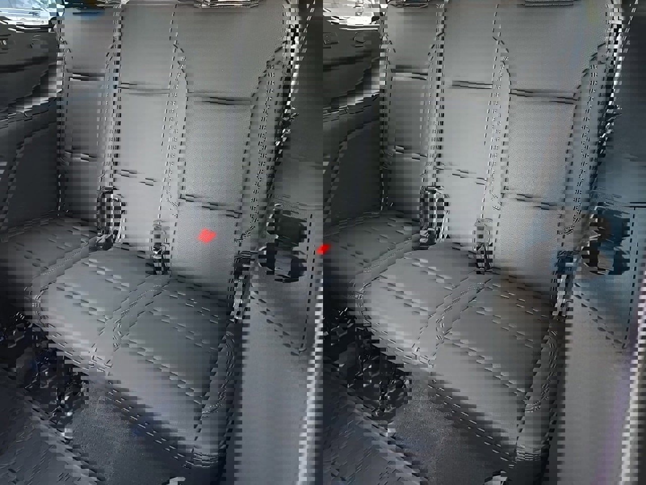 Used 2024 Chevrolet Tahoe High Country w/ Premium Package 2 image 32