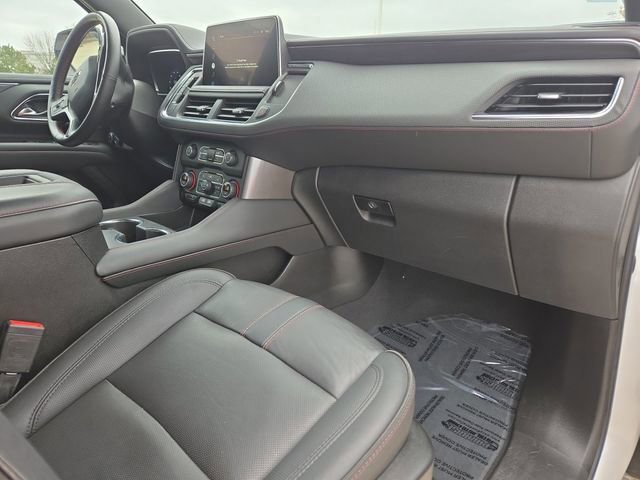 Used 2022 Chevrolet Suburban RST w/ Sport Performance Package image 32