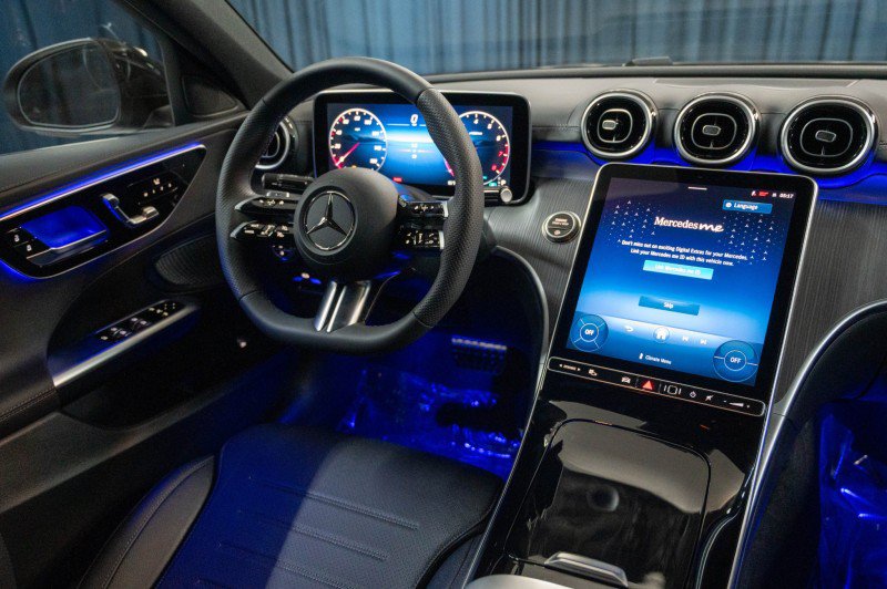 New 2026 Mercedes-Benz C 300 4MATIC Sedan image 17
