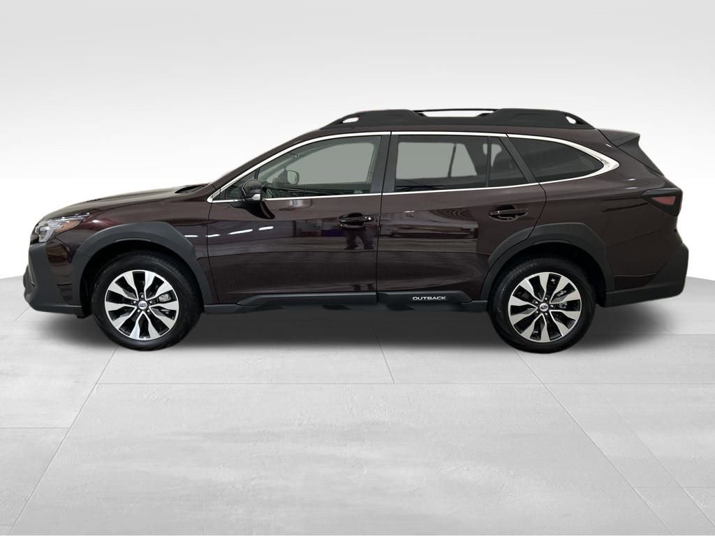 Used 2025 Subaru Outback Limited XT image 35