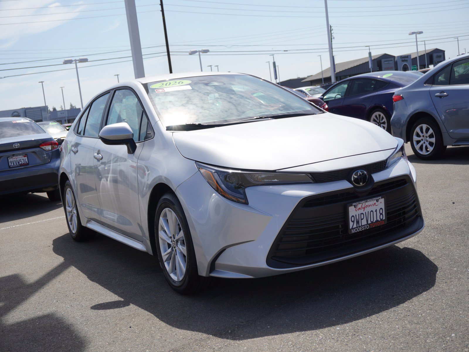 Used 2026 Toyota Corolla LE w/ LE Premium Package FWD image 1