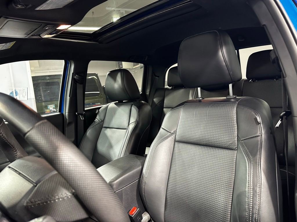 Used 2020 Toyota Tacoma TRD Sport w/ TRD Premium Sport Package AWD/4WD image 6