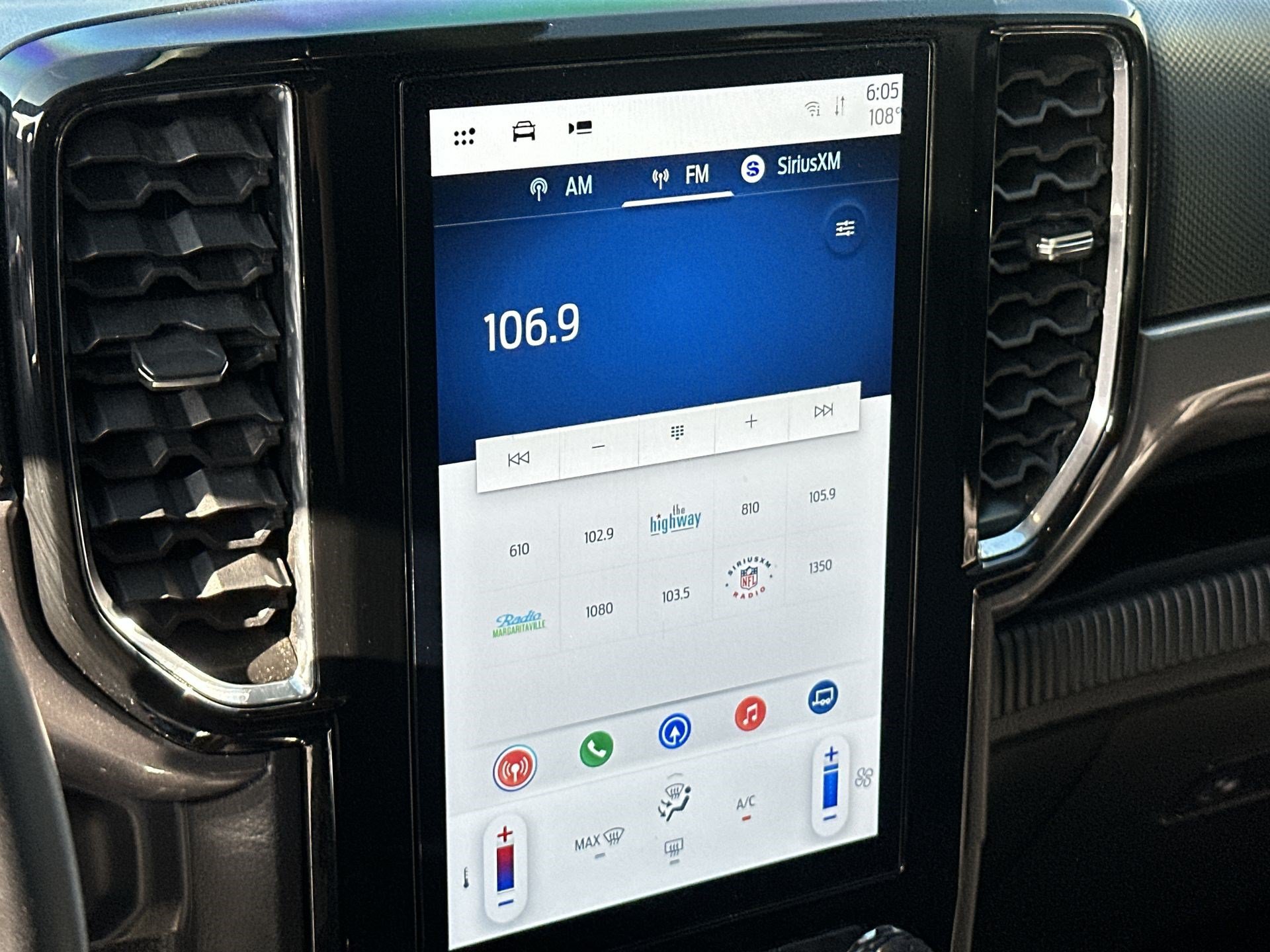 Used 2024 Ford Ranger XLT RWD image 12