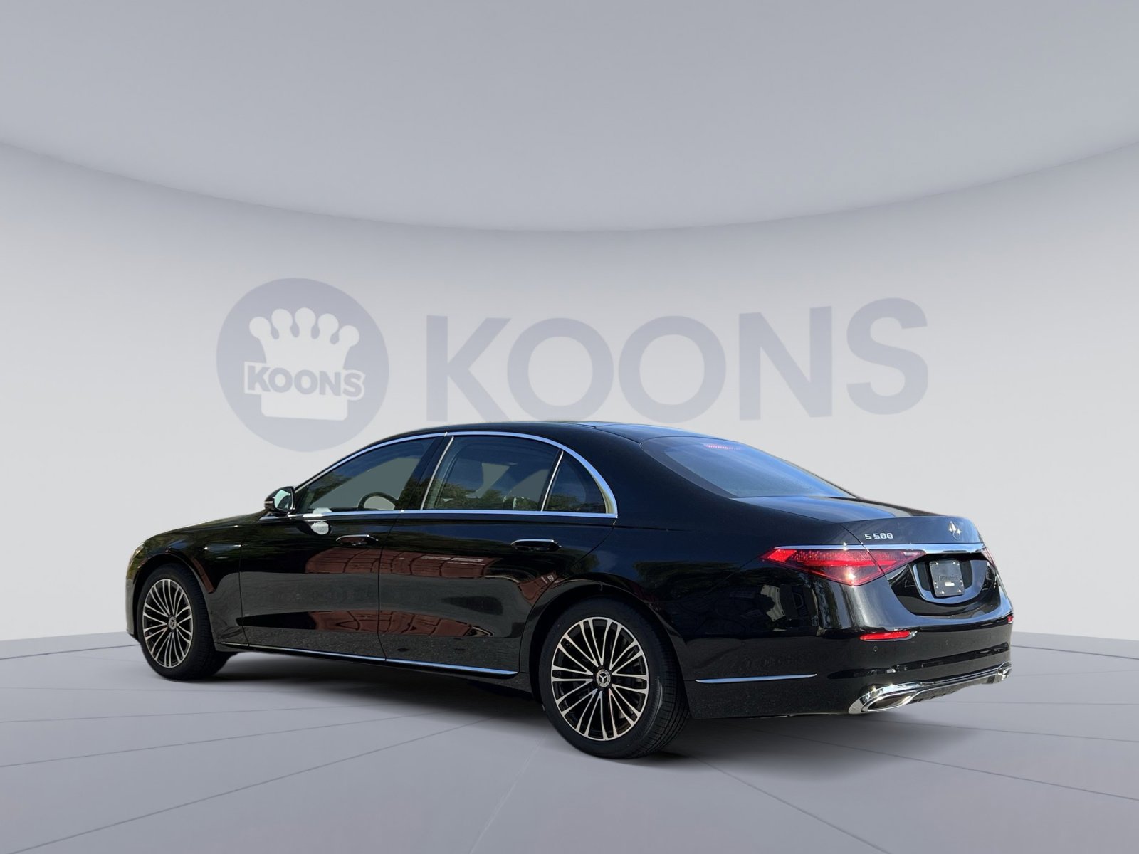 New 2026 Mercedes-Benz S 500 4MATIC image 4