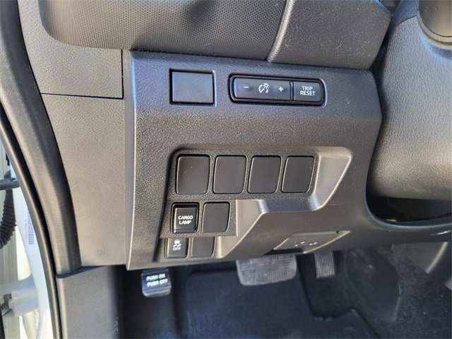 Used 2023 Nissan Frontier SV image 10