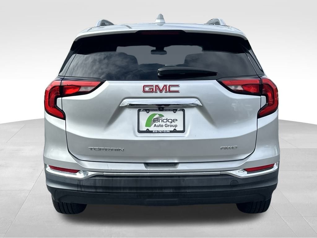 Used 2020 GMC Terrain SLT image 6