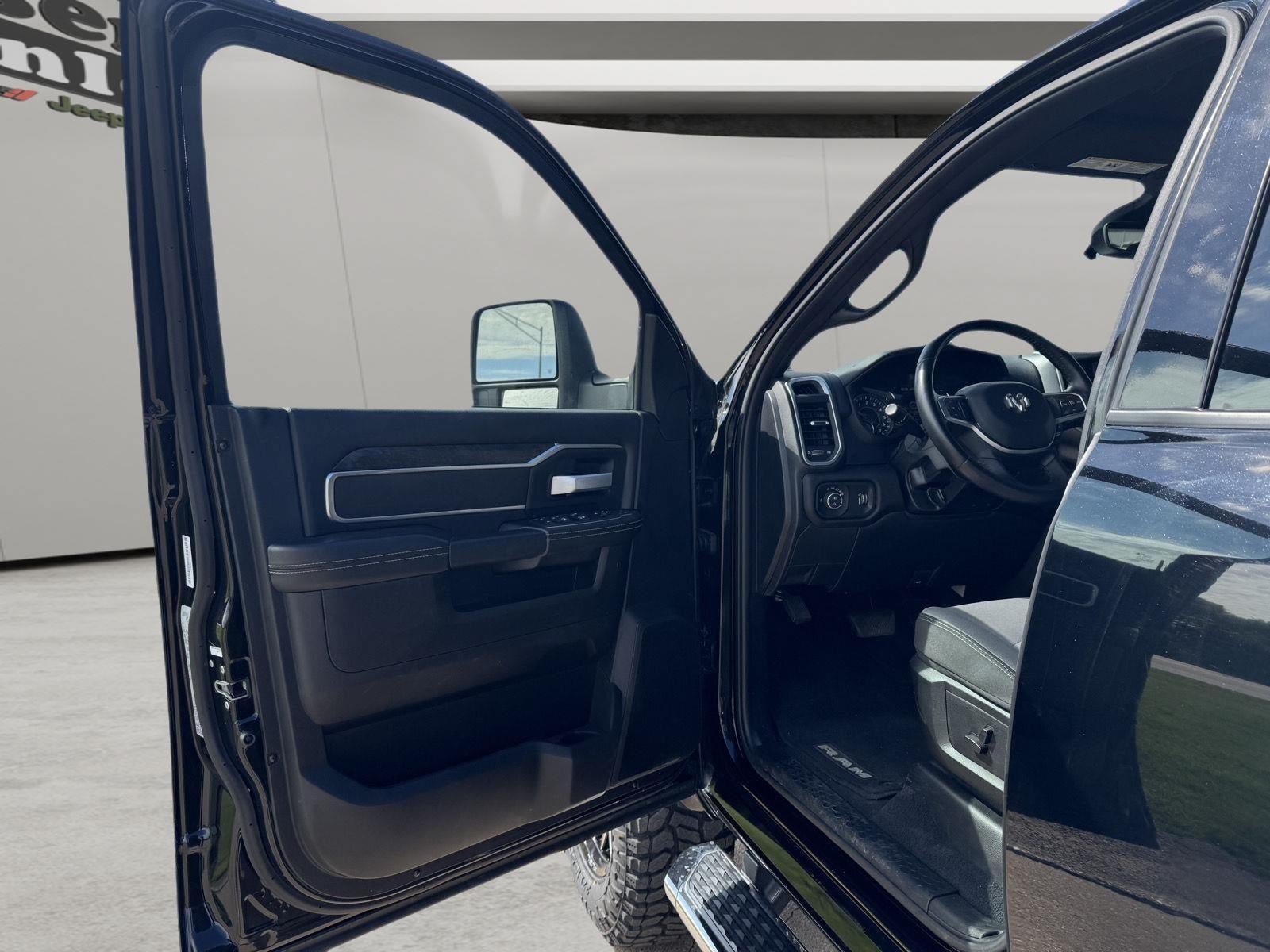 Used 2024 RAM 2500 Big Horn w/ Bed Utility Group AWD/4WD image 8